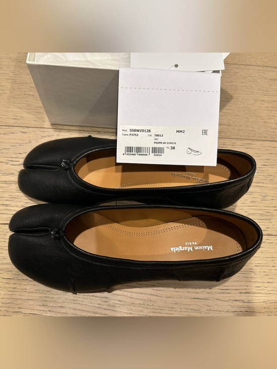 Maison Martin Margiela Shoes - Maison Martin Margiela Black Leather Tabi Split-Toe Ballet Flats